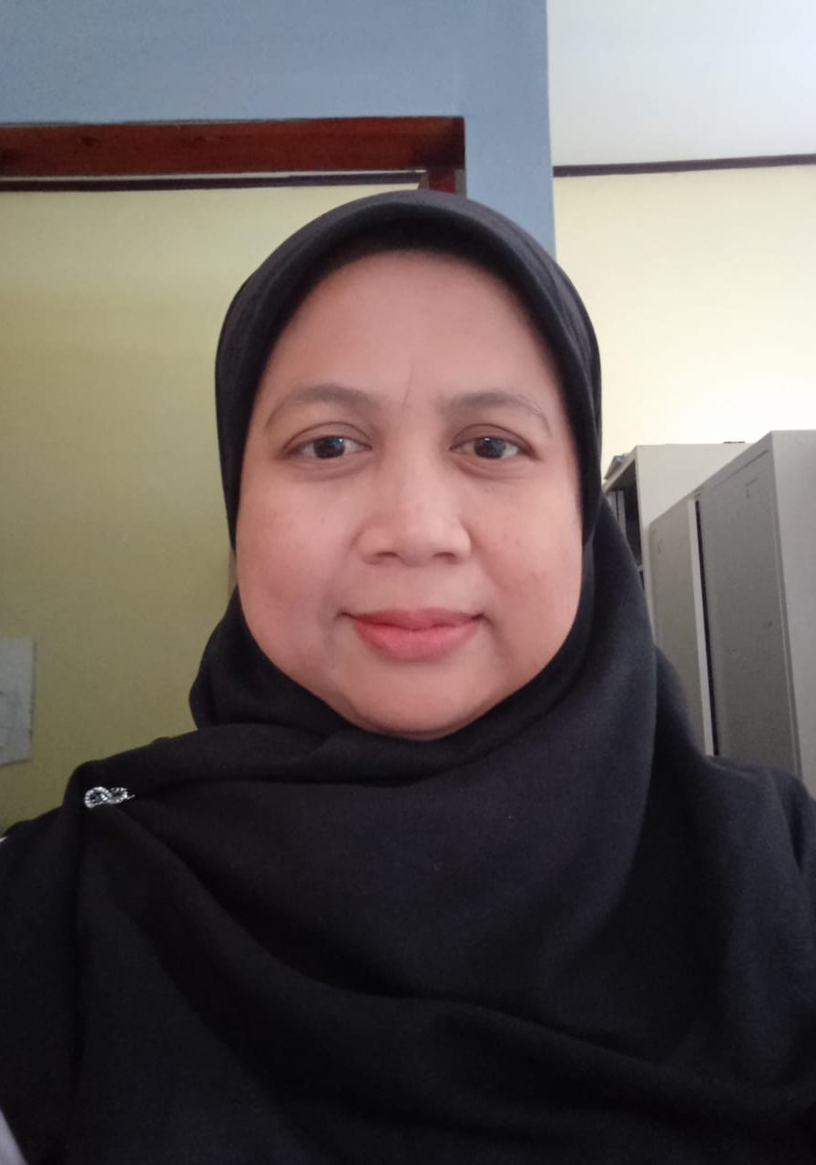 Kepala Program Farmasi <br> Apt.Aam Mulyantari Sudirman, S.Si.,M.Pd.